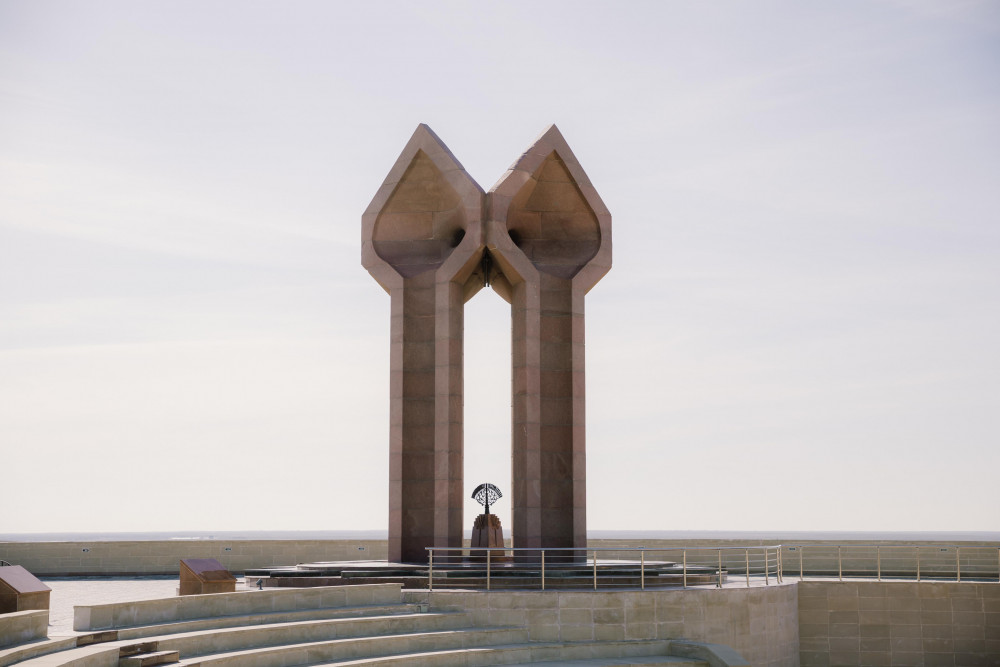 Әйел үстемдігі HD порно